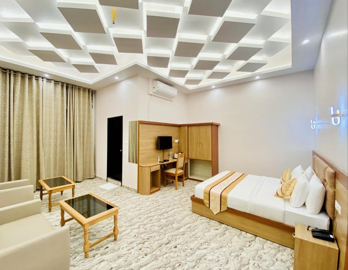 Hotel Imolesh Імпхал Екстер'єр фото